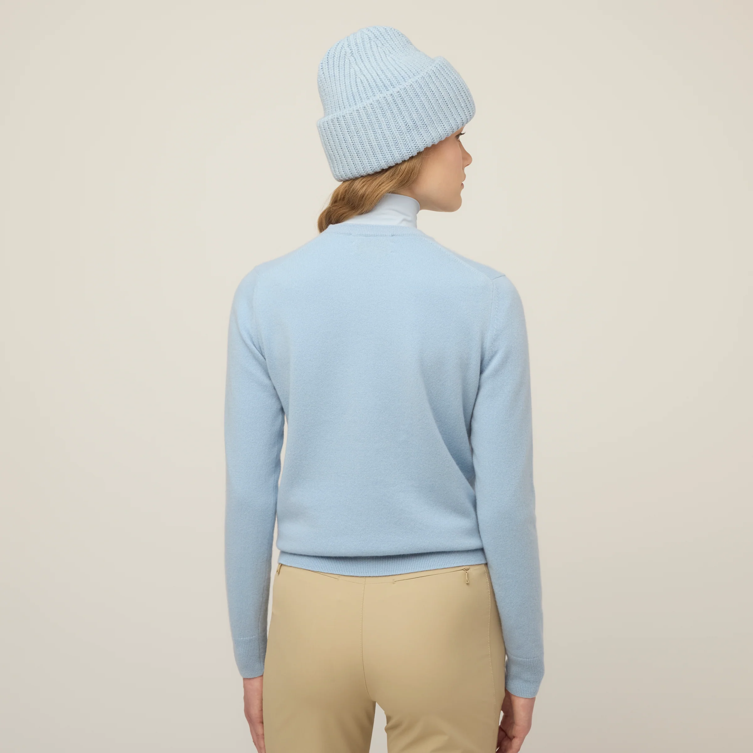 Cashmere Sweater - Image 22