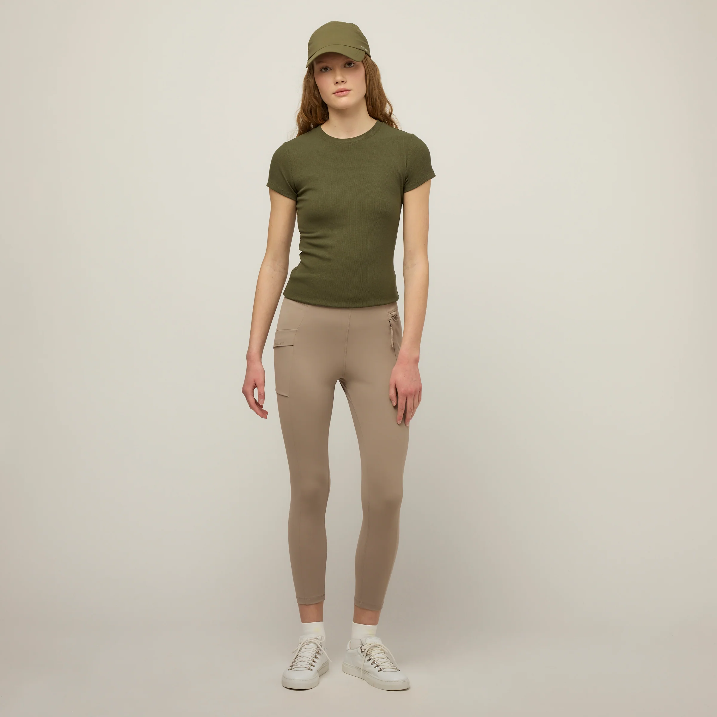 Compact Capri Legging - Image 6