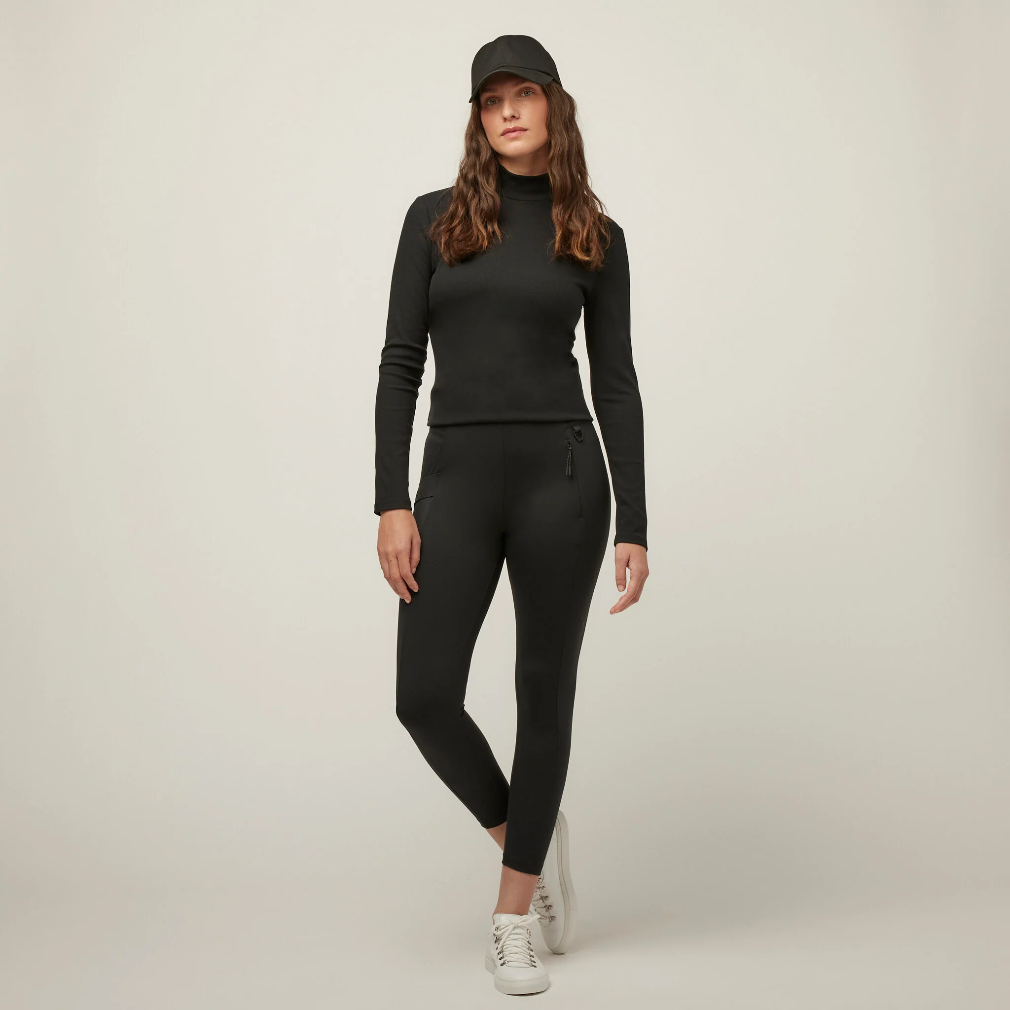 Compact Capri Legging - Image 9