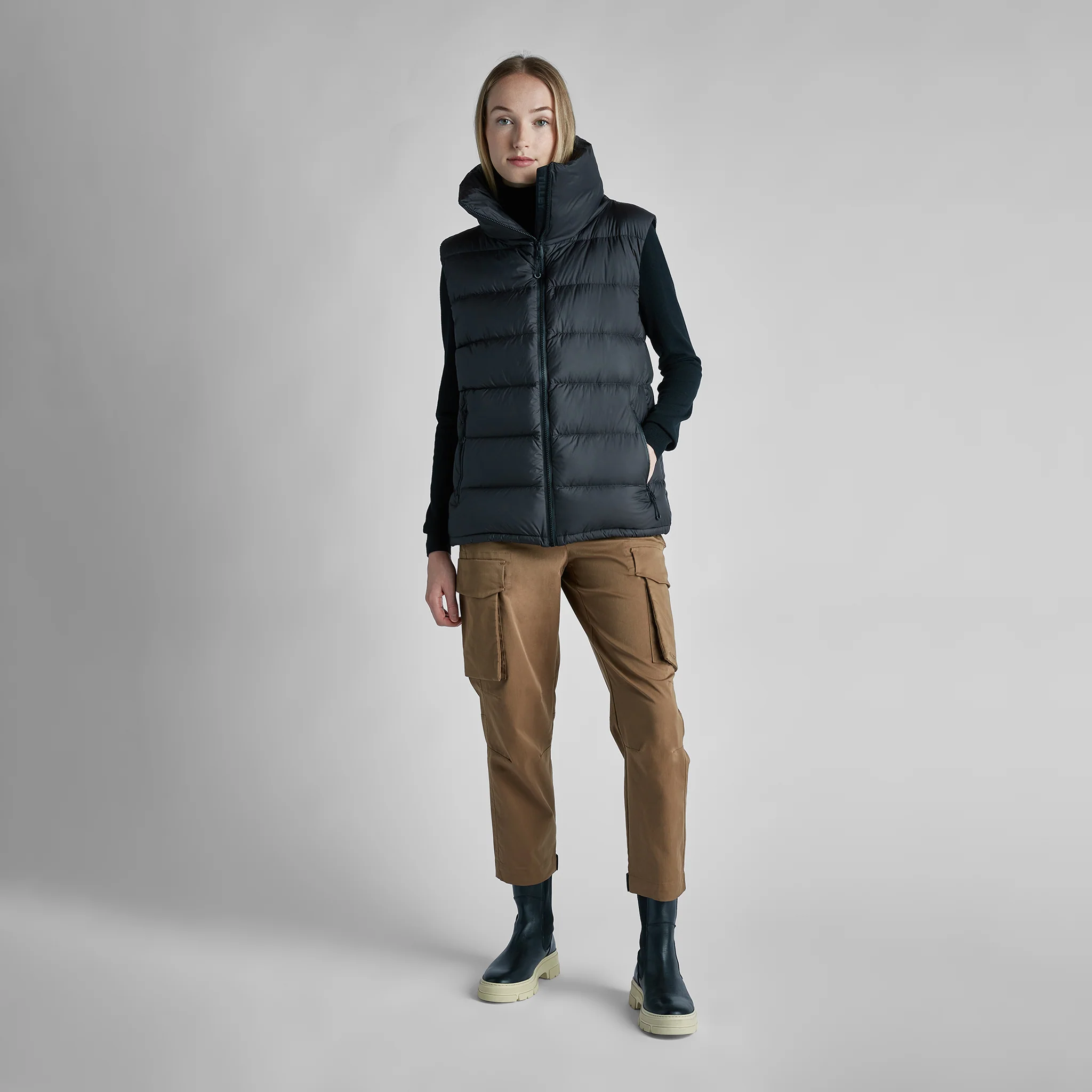 Expedition Down Vest - Image 10