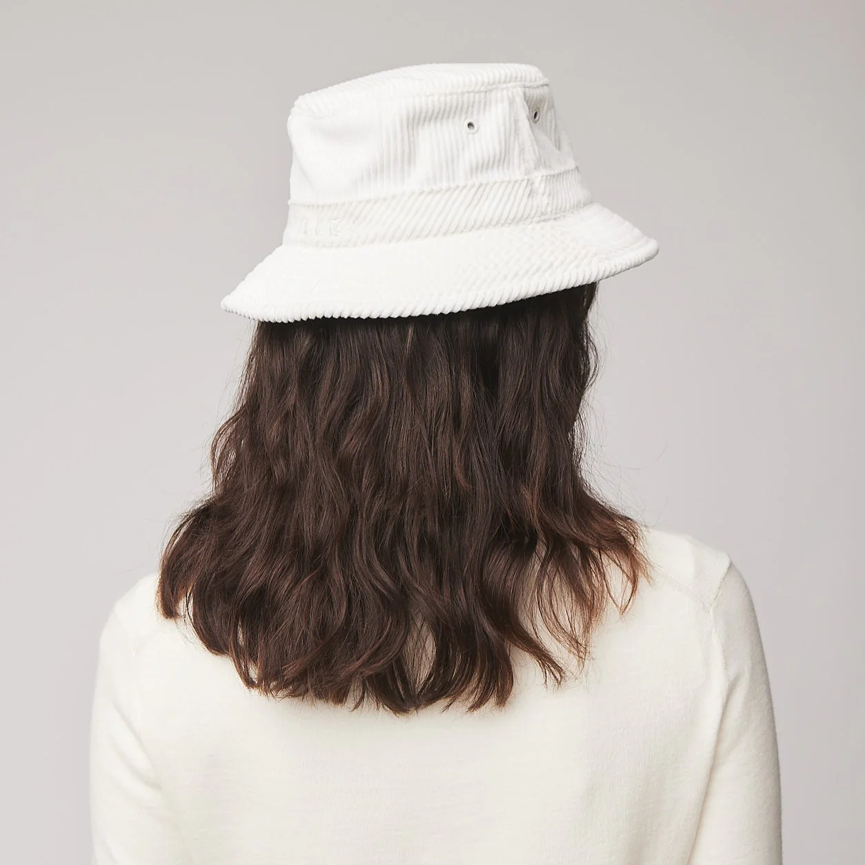 Iconic T1 Cord Bucket - Image 49
