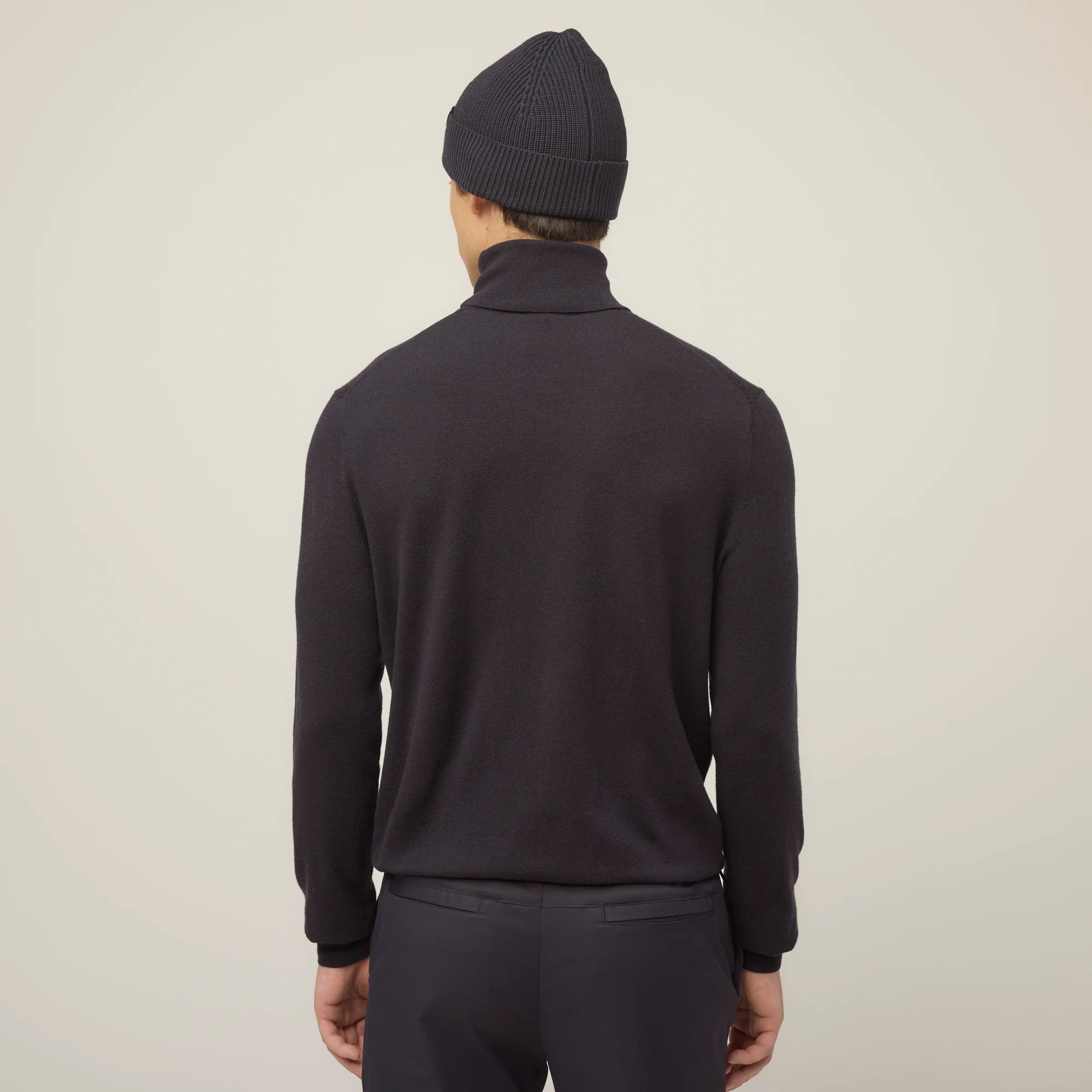 Stretch Merino Turtleneck - Image 22