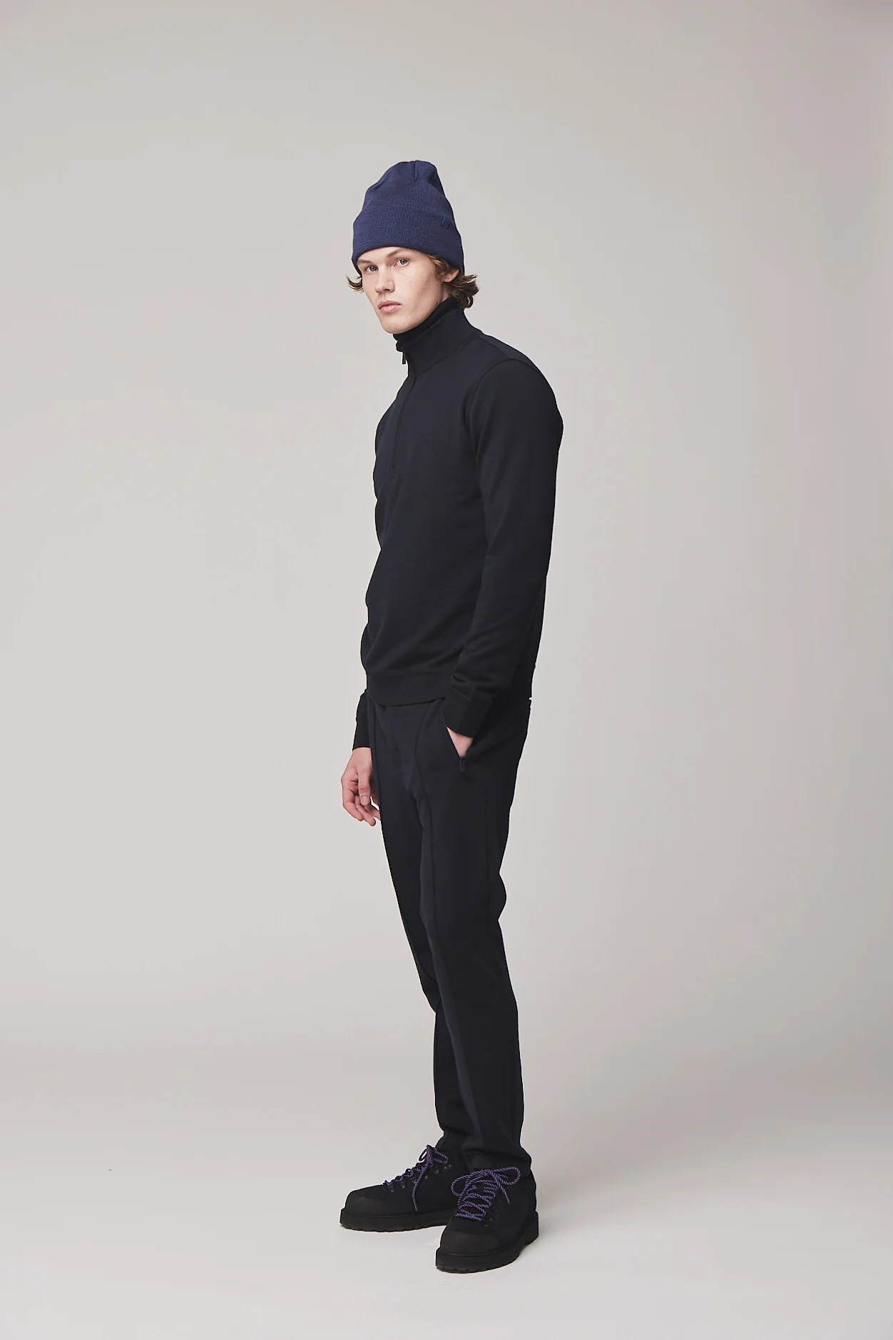 Merino 1/2 Zip Sweatshirt - Image 4