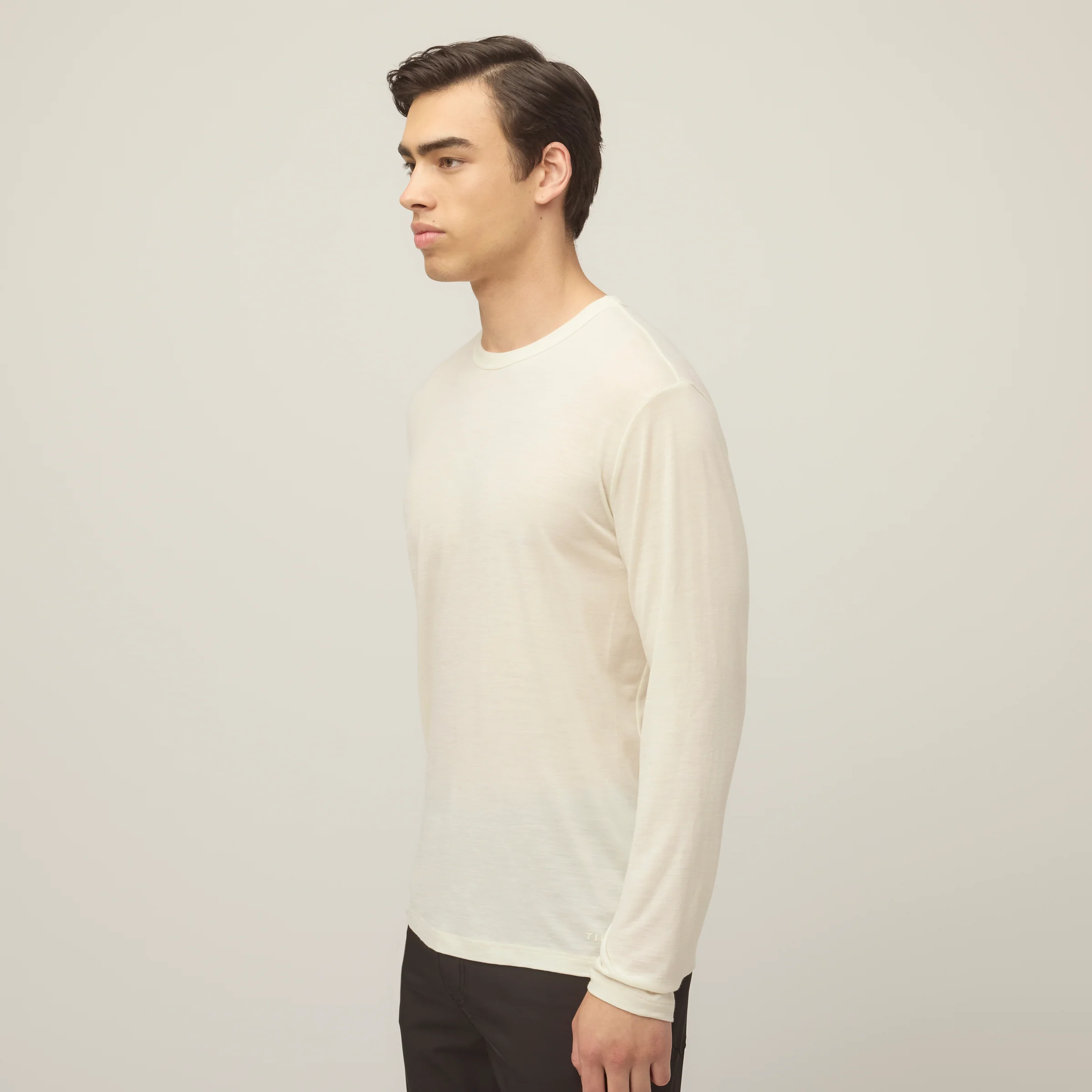 Merino Long Sleeve T-shirt - Image 18