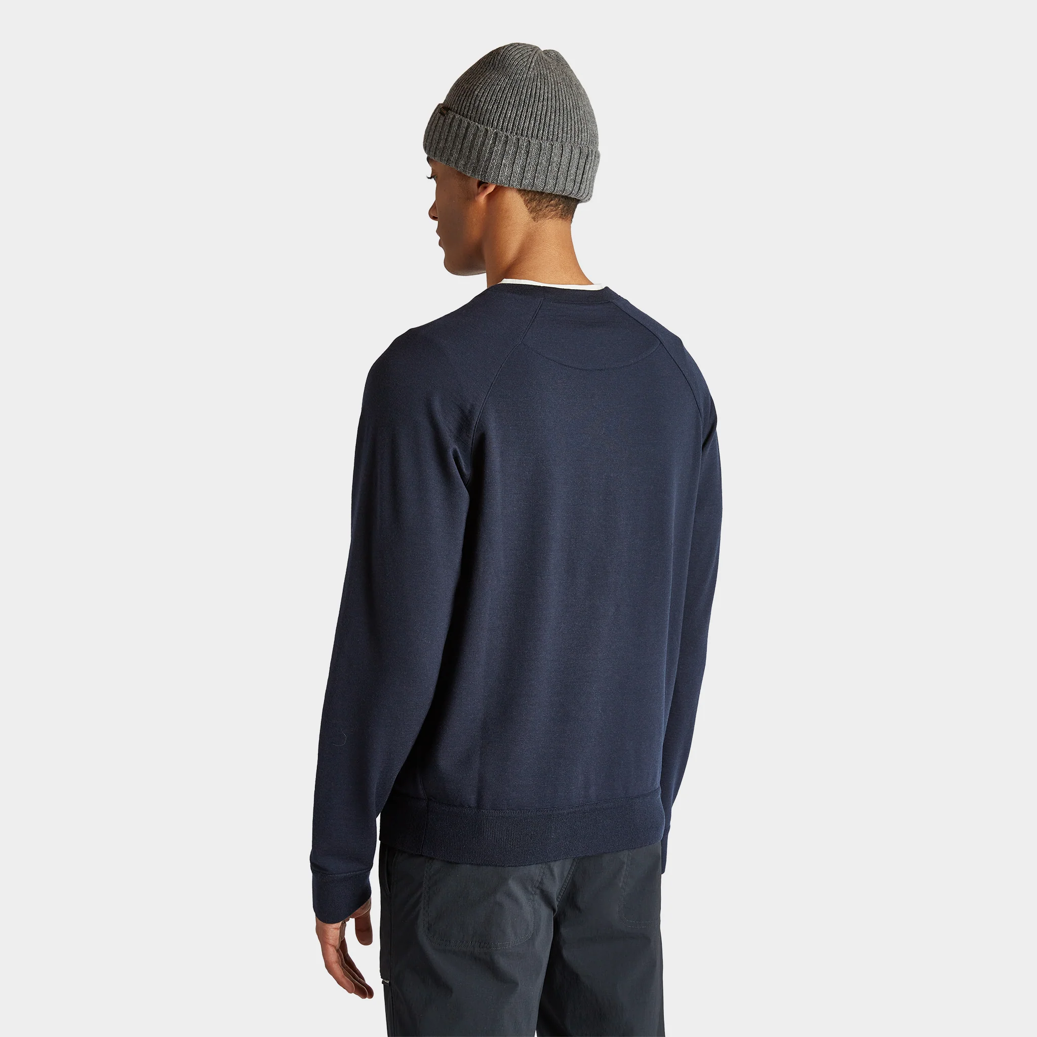 Raglan Merino Sweatshirt - Image 19