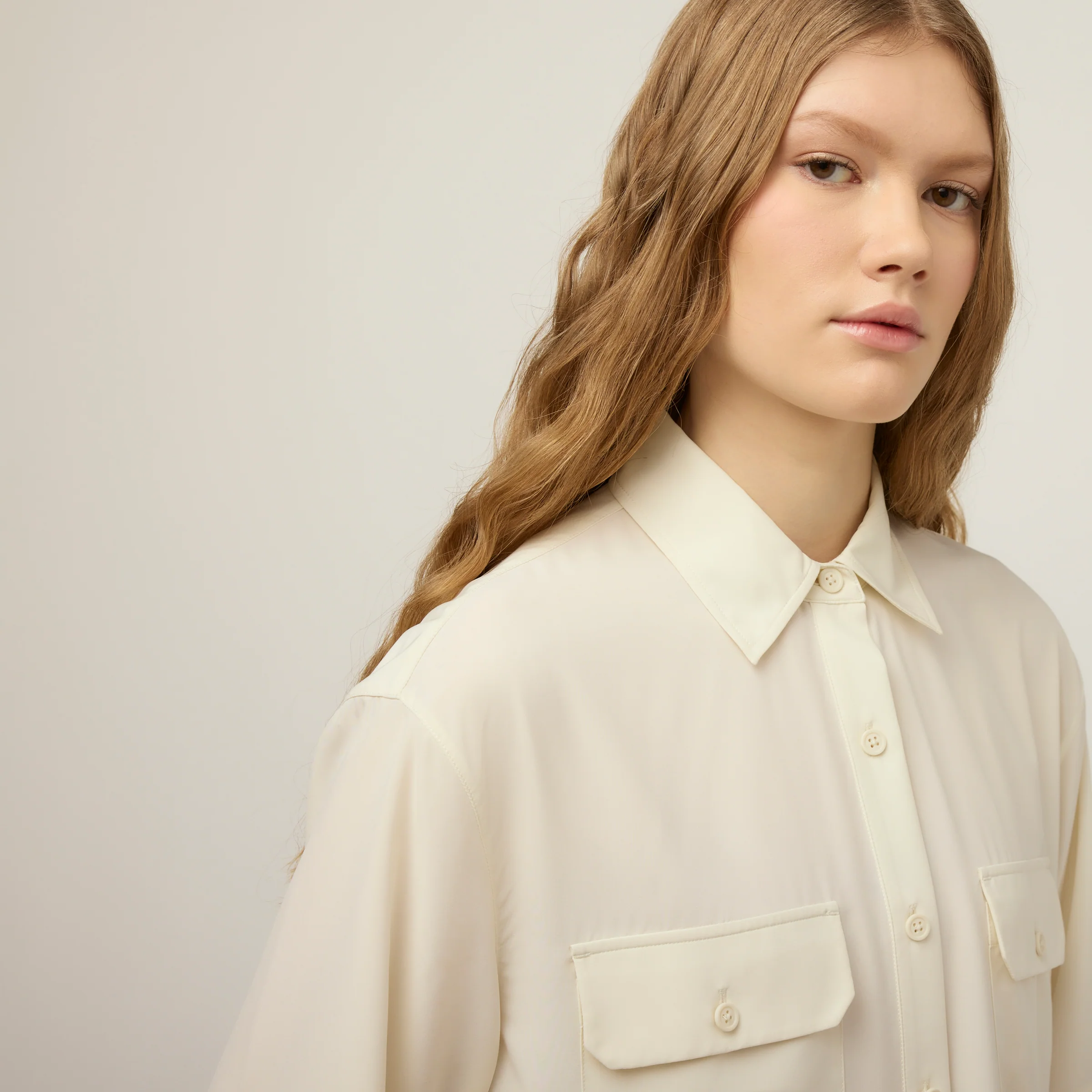 Tech Slk Oversized Short Sleeve Shirt - Image 3