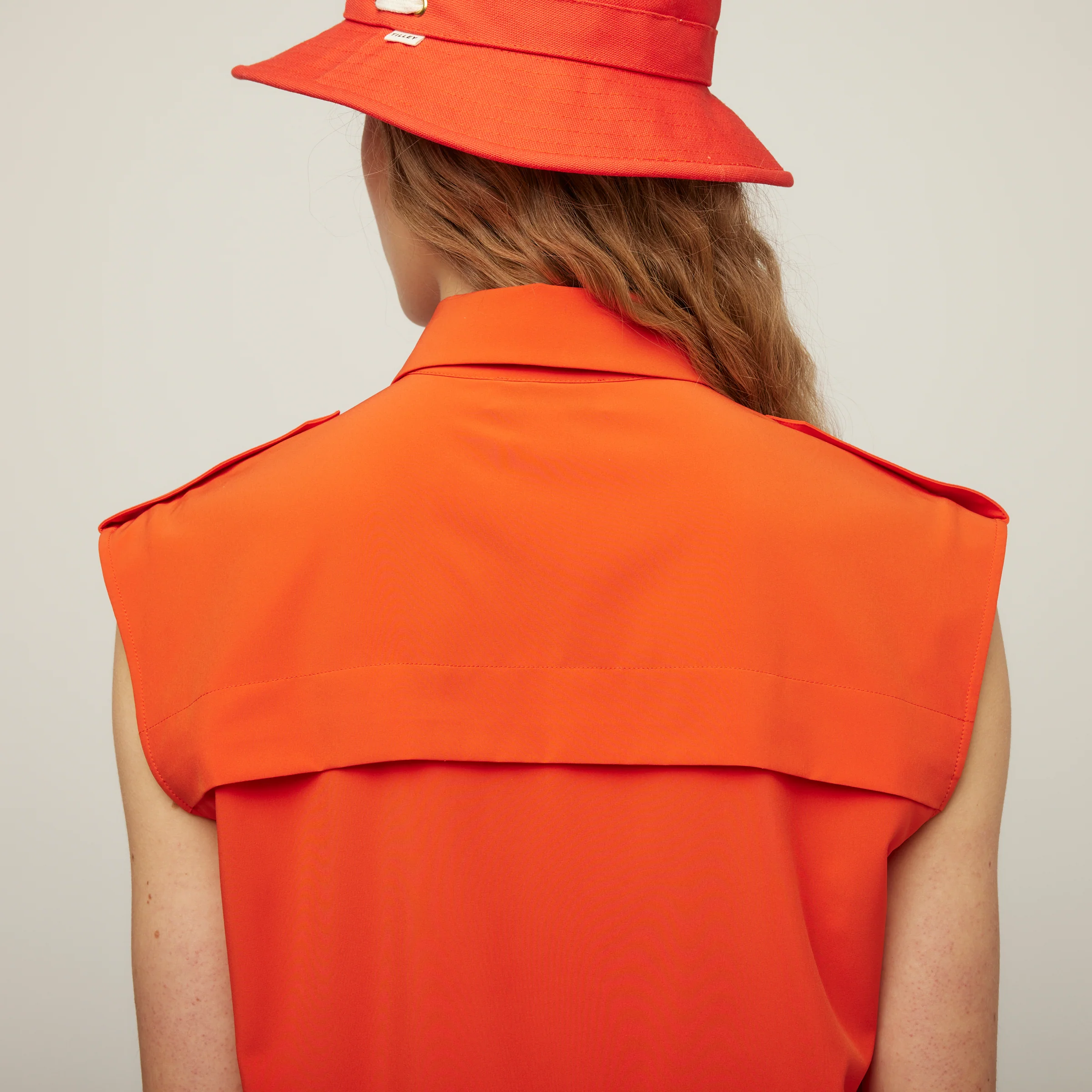 Tech Slk Sleeveless Shirt - Image 31