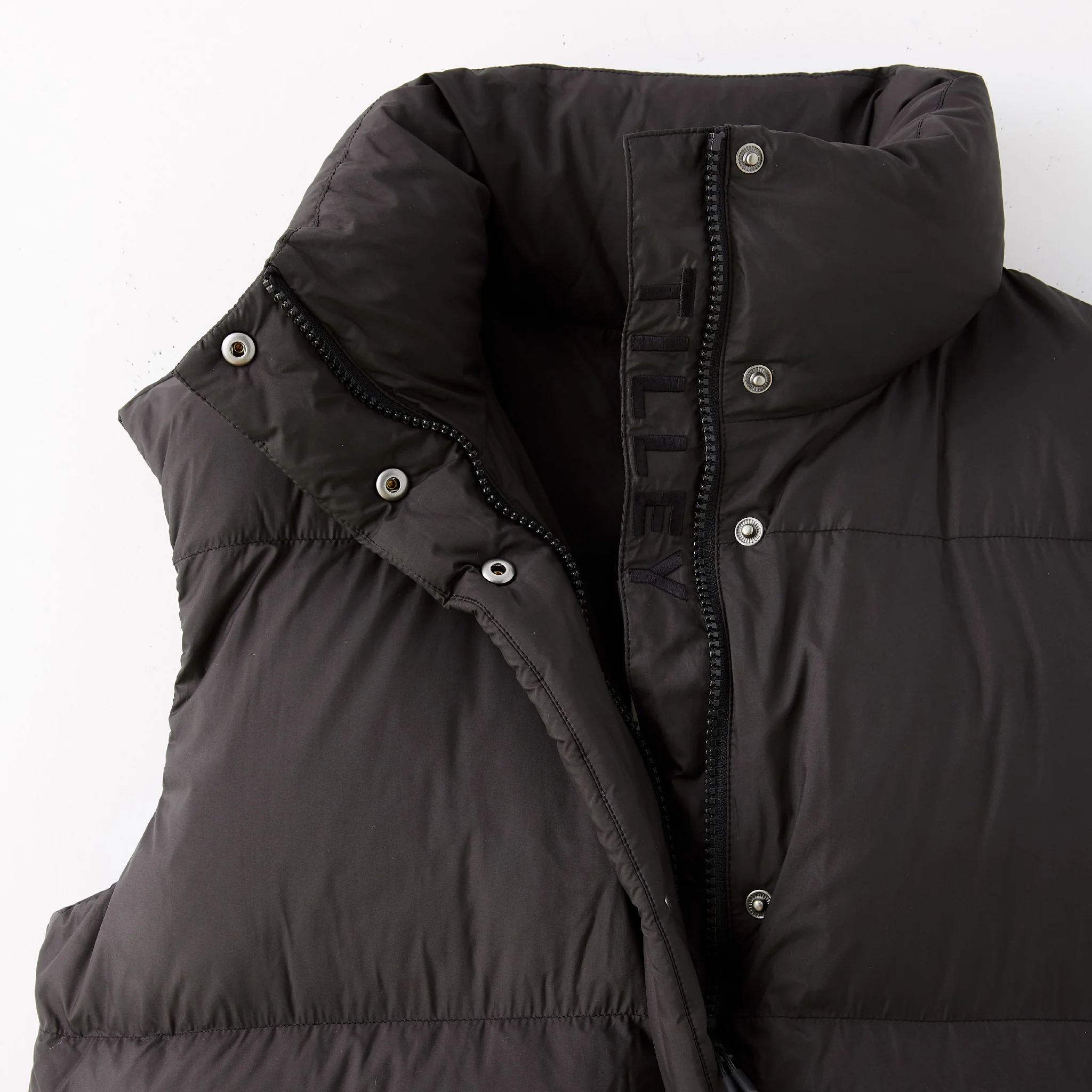 Trail Down Vest - Image 16