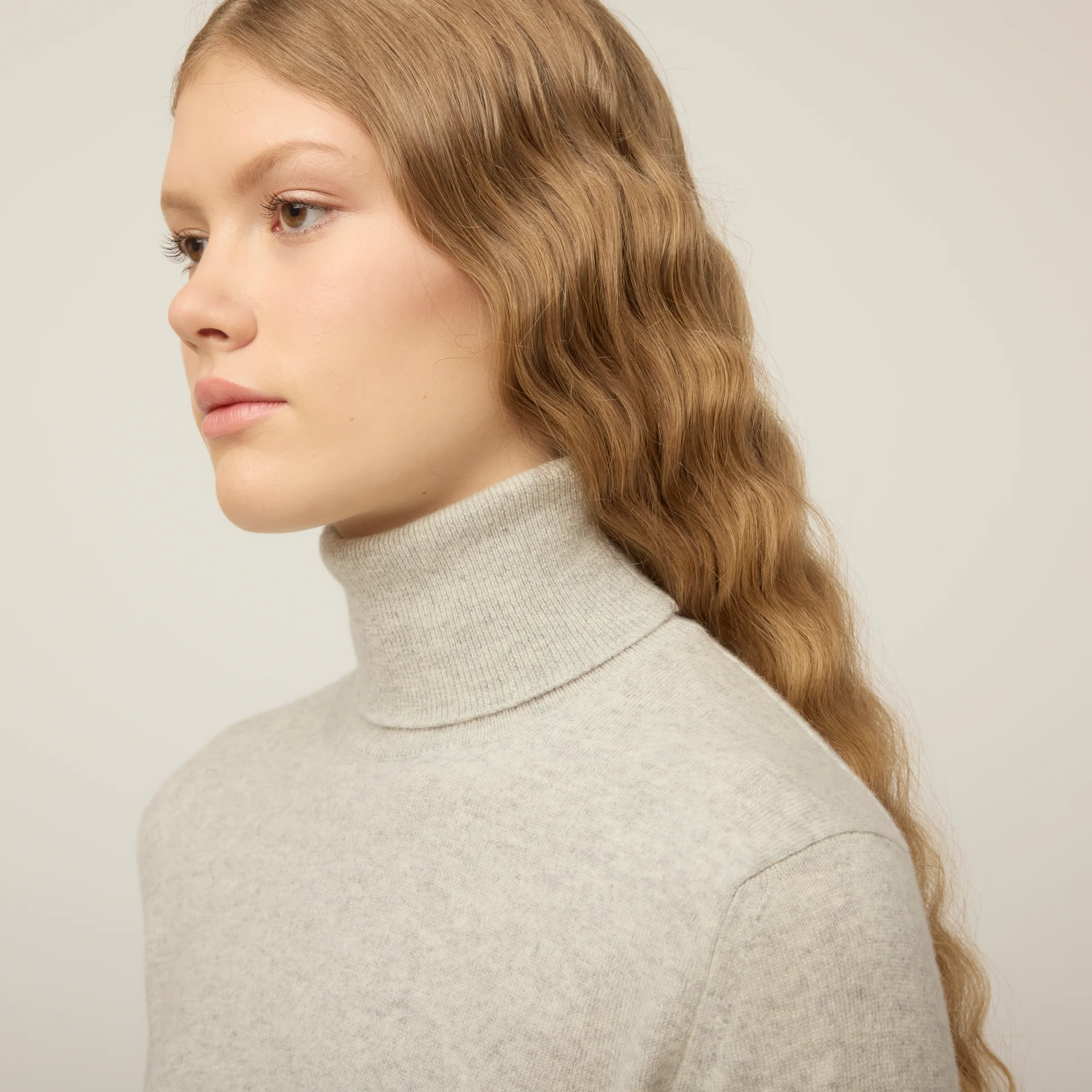 Italian Cashmere Turtleneck - Image 13